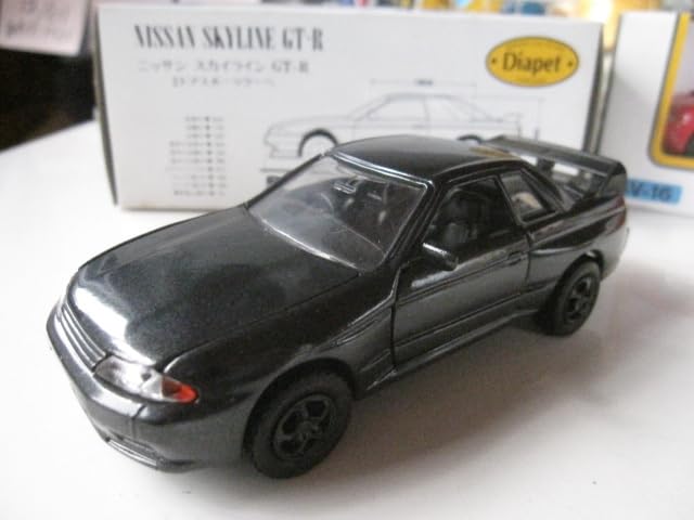 Amazon | ダイヤペット SV-16 スカイラインGT-R R32 1/40 | ミニカー
