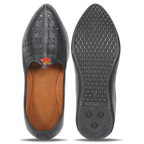 Image of DFR Mens Juttis Ethnic Mojaris | Casual Loafers Juti Shoe for Men