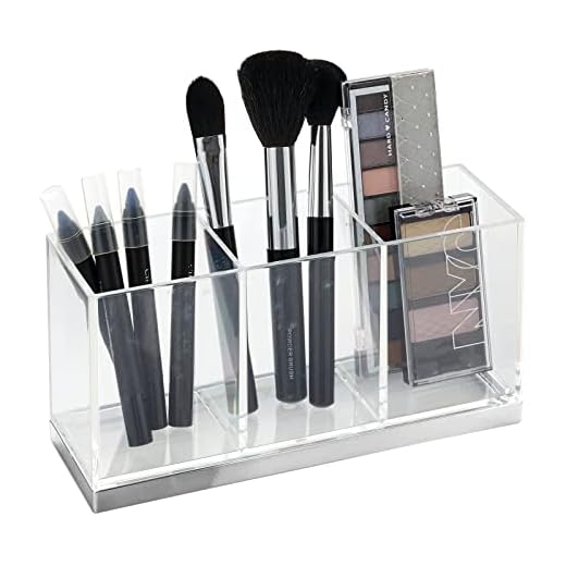 mDesign Organizador de maquillaje grande con 3 compartimentos – Práctica caja clasificadora para cosméticos – Caja de maquillaje de plástico con forma rectangular – transparente y plateado