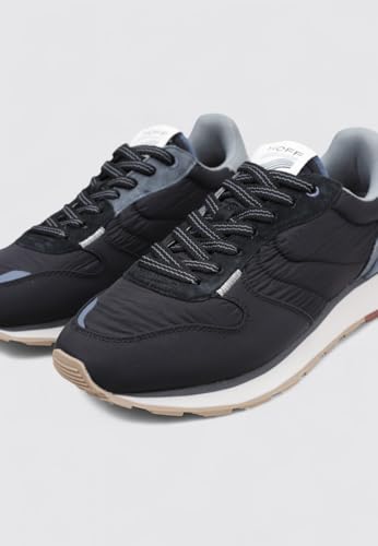 Track & field black trainers flat4