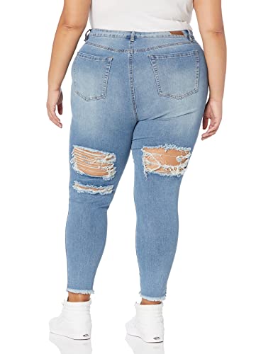 dollhouse Women's Size Medium Wash Junior Plus Destructed Skinny2