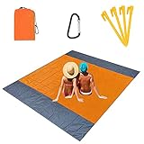 ✅【Manta de playa de secado rápido y resistente al agua】 Fabricada en nylon paracaídas 100% resistente, duradero y transpirable, nuestra alfombra de playa durará años de uso. El material repelente al agua y anti-calor lo hace perfecto para cualquier ocasión, ya sea para acampar, caminar, un día de picnic, una experiencia de festival de música o simplemente viajar.