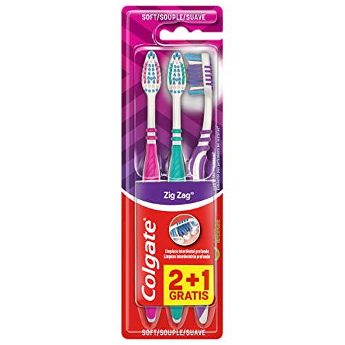 Colgate Manual Toothbrushes - 30 ml