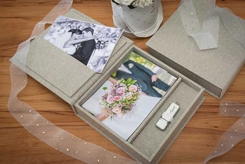 Hochzeit Foto Box mit USB Fach – Erinnerungsbox für Fotos 13x18 cm, Premium Leinen Aufbewahrungsbox, Geschenkbox für Hochzeit, Geburtstag, Familienfeiern & besondere Momente (Grau, 21x21 cm)