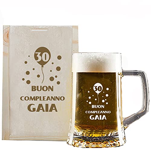 Barattolo in vetro da 510 ml. e 79,7 mm di diametro x 150 mm di altezza, accompagnato da un cofanetto in legno inciso.