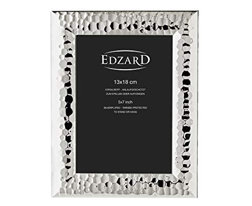 EDZARD 2er Set Fotorahmen Bilderrahmen Gubbio für Foto 13 x 18 cm, edel versilbert, anlaufgeschützt, mit Samtrücken, mit 2 Aufhängern, Fotorahmen zum Stellen und Hängen – Bild 4
