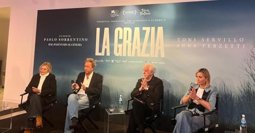 Toni Servillo racconta "La Grazia" di Paolo Sorrentino copertina