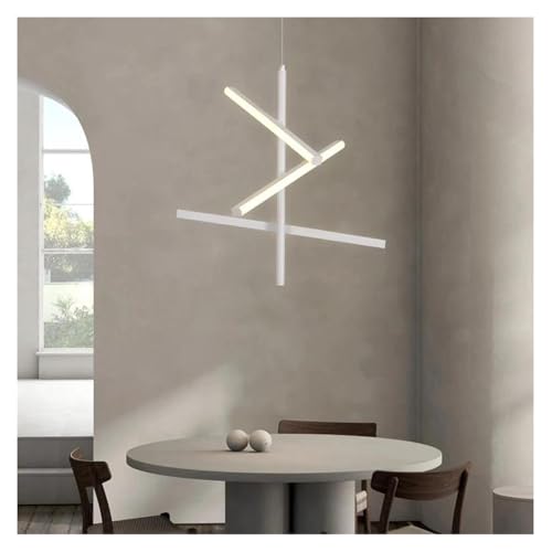 Lustre LED à intensité variable avec télécommande pour ajuster l'ambiance de votre salon