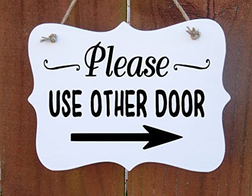 Agriism Please Use Other Door Sign,Front Door Sign with Arrow,Farmhouse Sign,Glass Door Sign,Wood Plaque Sign,Rustic Sign,Business Sign 8x12 Inch …