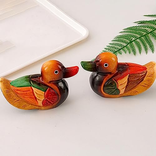 Pato mandarín de madera ideal como regalo de boda hecho a mano 7