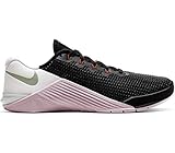 Nike Damen AO2982-066 Gymnastikschuh, Multicolor, 43.5 EU
