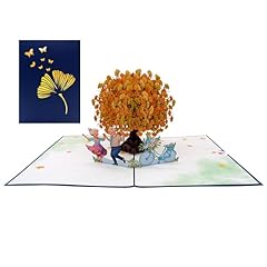 Ginkgo tree & Couple