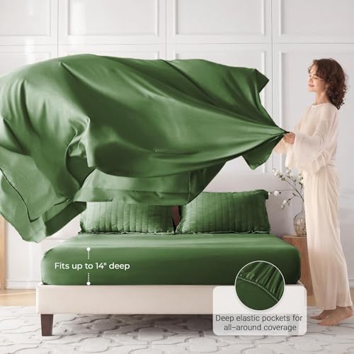 Image of MUXHOMO 7 Pieces King Comforter Set, Seersucker Bed in a Bag King Size, All Season Luxury Bedding Set with Comforter, Flat Sheet, Fitted Sheet, Pillowcases & Shams, Dark Green
