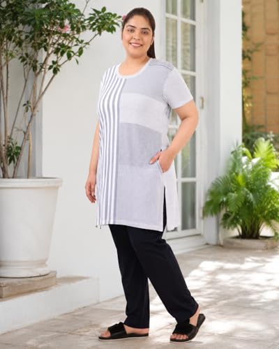 Image of In Love Women's All-Over Printed Cotton Plus Size Longline T-Shirt with Pockets