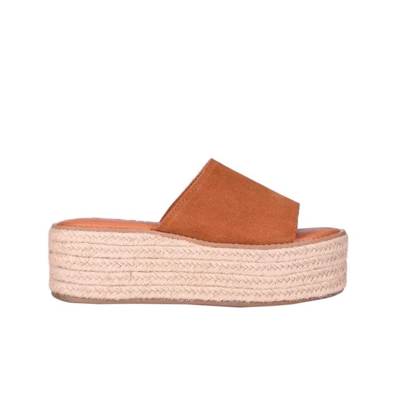 Sandales plates Chika 10 Bonna 26 cuir idéales pour vos balades d'été