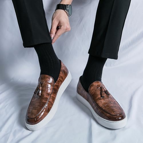 Image of Men's Pattern Leather Platform Slip On Tassel Loafers Comfortable Round Toe Low Top Non-Slip Casual Dress Shoes Flat Penny Loafer for Dating Business Party