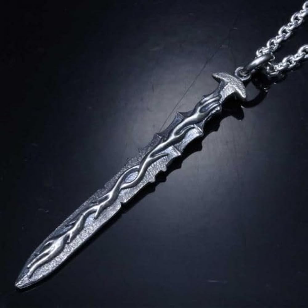 様剣の形状 シルバー ペンダント Amazon | [龍頭] シルバー 950 火焔 天叢雲剣 ネックレス 燻し