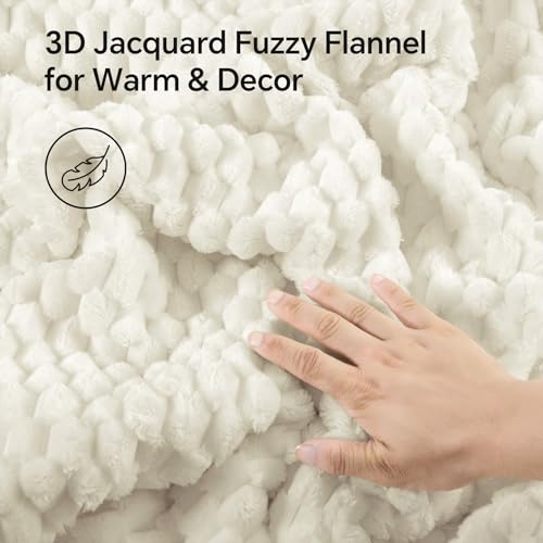 Image of BEDELITE Fluffy Twin Comforter Set - Cream White Fleece Soft Comforter for Twin Size Bed, Luxury Warm Bedding Set for Winter, Fuzzy Bed Set 2 Pieces (1 Comforter, 1 Pillowcase)