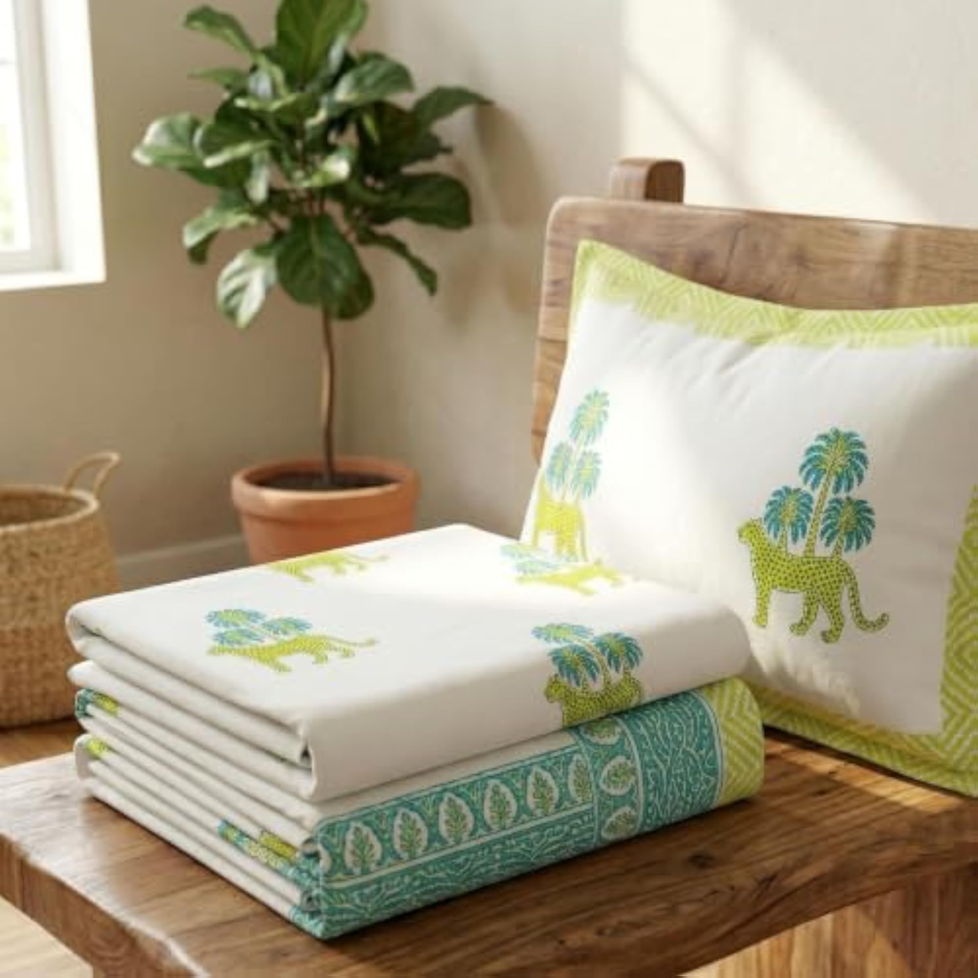 King Size Handblock Print Percale 400 TC Cotton Bedsheet, White Base