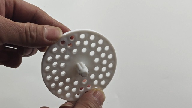 Colador de plástico blanco para fregadero 3.13 in miniatura 7