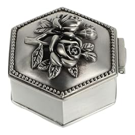 Vintage Metal Jewelry...