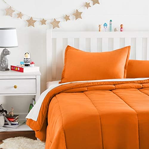 Amazon Basics Easy-Wash Microfiber 3 Piece Kid's Comforter and Pillow Sham Set, Full/Queen, Bright Orange, Solid