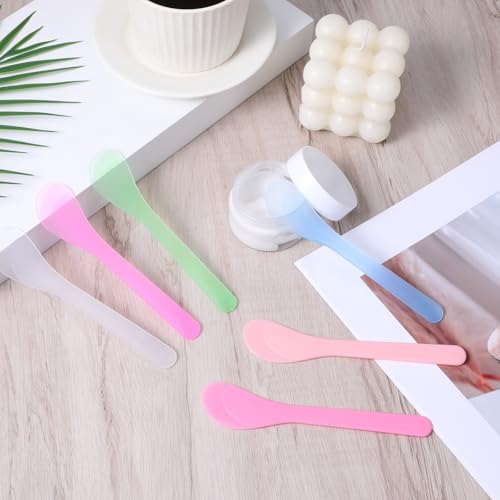 Alrhso 6Pcs Makeup Scoops Spatulas, Plastic Beauty Spoon Cream Brush Random Color Reusable Cosmetic Mask Mixing Spoon Makeup Tools for Lotions Cream and Sampling Tool