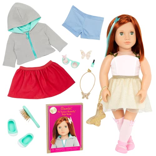 Our Generation Puppe Cambi mit 3 Outfits – Bewegliche 46 cm Puppe mit Puppenkleidung, Kamm, Zubehör und mittellangen roten Haaren zum Frisieren – Spielzeug ab 3 Jahren (20 Teile)