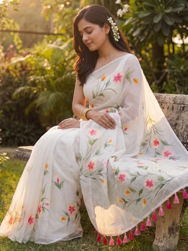 Image of AKHILAM Women's Cotton Saree with White Daisy Floral Prints Tassel Pallu Lightweight Summer Saree
