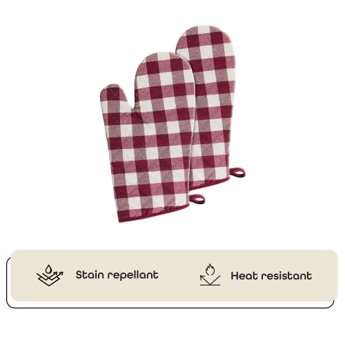 Buffalocheckovenmitts2packburgundy7x13quiltedpotholdersareheatresistantmachinewashablestainrepellantnonslipforcookingbakinggrillingbyachimhomedecor Urban Country Home Decor Buffalo check oven mitts 2 pack burgundy 7 x 13 quilted pot holders are heat resistant machine washable stain repellant non slip for cooking baking grilling by achim home decor urban country home decor