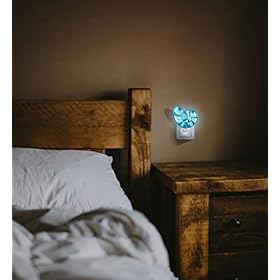 Puzzled Glass Art Night Light, Plug in Decorative Socket Lamp, Manual On & Off Portable Light for Stairway, Bedroom… 41cHjXj8nPL. SS280