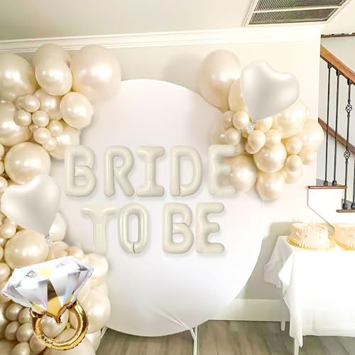Fournitures fête prénuptiale et ballons dorés pour un EVJF mémorable