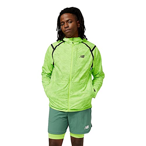 Chaqueta impermeable New Balance Impact AT con acabados técnicos premium para invierno