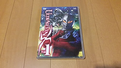 ULTRASEVEN X Vol.1 スタンダード・エディション [DVD]