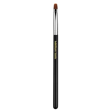 Bdellium Tools Professional Makeup Brush - Maestro Series 542 Bold Lip - With Soft Synthetic Fibers, For Defining Contours of the Lips Black, 1pc