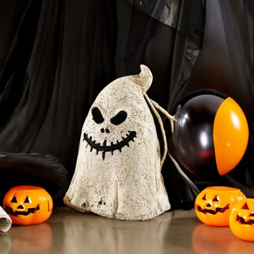 Mini figurines d'halloween pour composer un terrarium d'automne et décorer un buffet