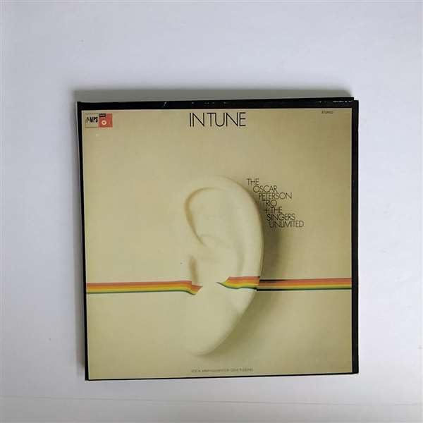 THE SINGERS UNLIMITED THE OSCAR PETERSON TRIO - In Tune - Disque CD