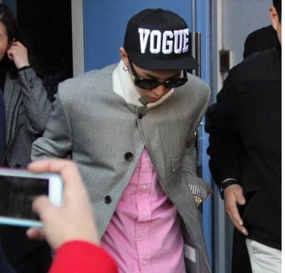 Amazon Co Jp Victoria N Y トレンド セレブ スーパーモデル御用達 ストリートラグジュアリー Vogue キャップ 帽子 ストリート系 G Dragon ブラック ファッション