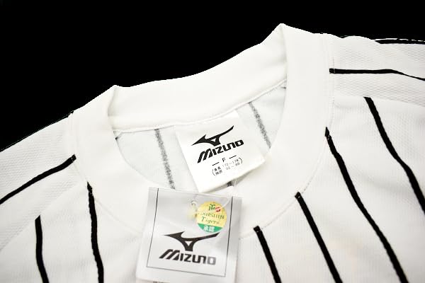 阪神タイガース 金本知憲 6 サイン入りTシャツ　S Amazon.co.jp: Y-6922 公式 阪神タイガース 金本知憲 2000本ヒット 背