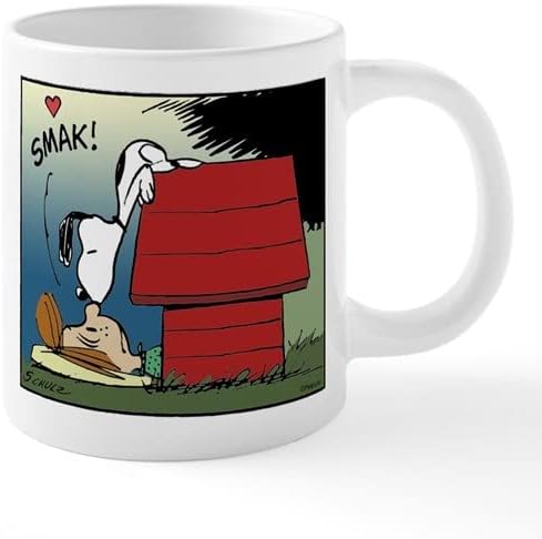 CafePress Snoopy Kiss 20 oz Ceramic Mega Mug