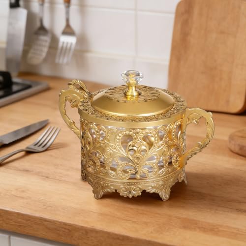 Boîte à sel dorée avec cuillère pour organiser vos épices