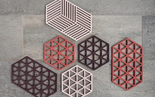 Zone Denmark Triangles Topfuntersetzer, Hitzebeständig bis 250 °C, Silikon Untersetzer, Dekorative Untersetzer für Töpfe und Pfannen… – Ansicht 3
