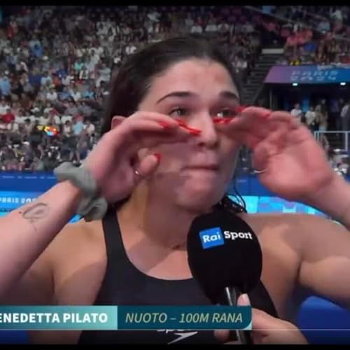 &ldquo;CI &egrave; o CI fa?&rdquo; INSULTI a NUOTATRICE