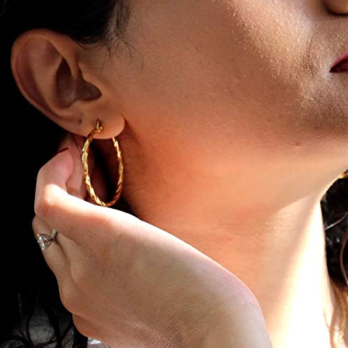 Jinxiuge 12 Pairs Gold Hoop Earrings Set Stainless Steel Twisted Round Small Chunky Hoop Earrings for Women3