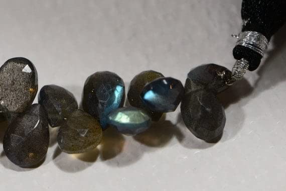 Perles labradorite naturelles facettées pour fabriquer un cadeau d'anniversaire mémorable
