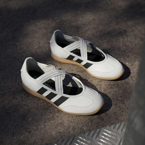 adidas Mixte Enfant Barreda Mary Jane Junior Shoes, Core White/Core Black/Silver Met., 35.5 EU