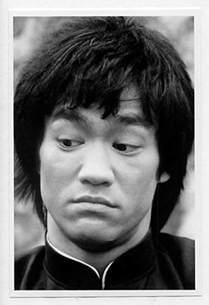 Amazon.co.jp: 映画俳優 ブルース・リー 写真/フォト(小) Portrait