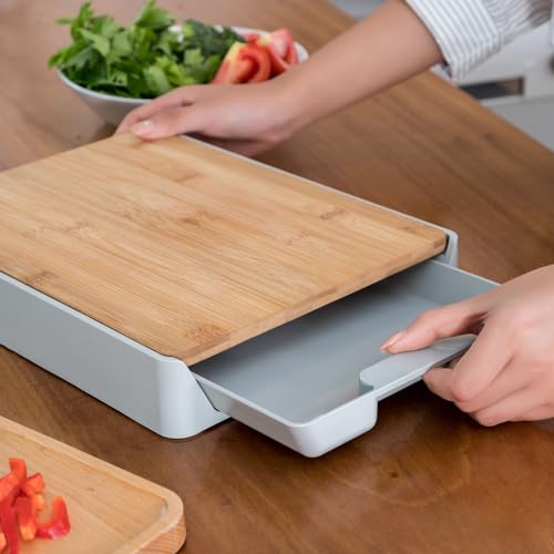 LIVHOME Bamboo Wooden Chopping Board with Plastic Pull Out Tray and Hanging Hook - 32.5 x 24.5 x 4.5cm - Cutting Slicing Board for Food Prep, Meat, Vegetables & Bread - Image 4