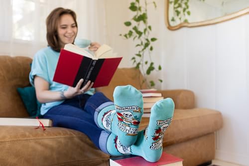 Lavley Book and Reading Socks for Adults - Funny Gifts for Reader - Cozy Socks for Men and Women - Great for birthdays or Christmas (Bookmarks are for Quitters)