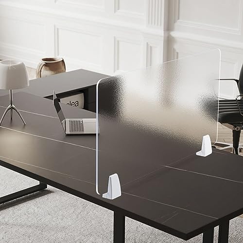 Séparateurs de bureau en acrylique pour réduire les distractions visuelles en classe